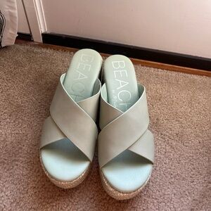 Beach by Matisse sage green wedges